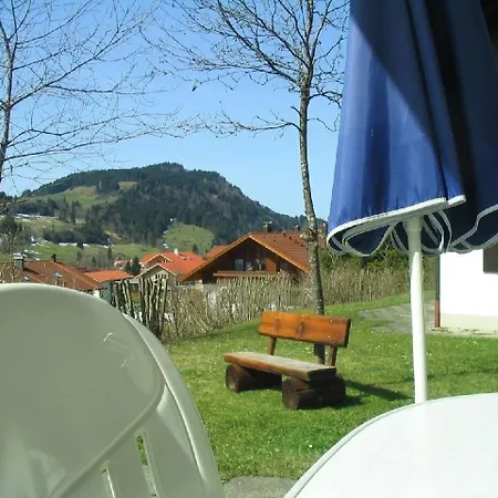 Alpkoenig In Mit Garten Und Terrasse